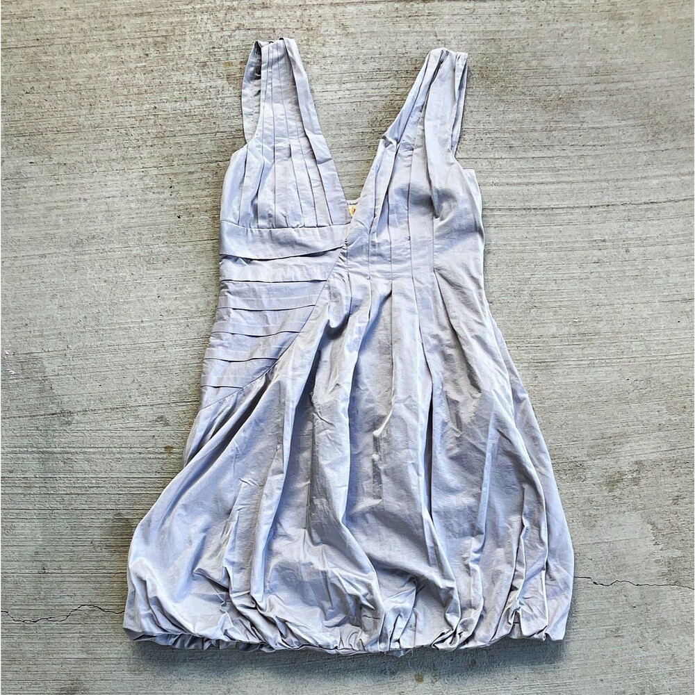 Bubble Hem Dress Womens Medium Silver Sleeveless V-Neck Lined Date Night Y2K